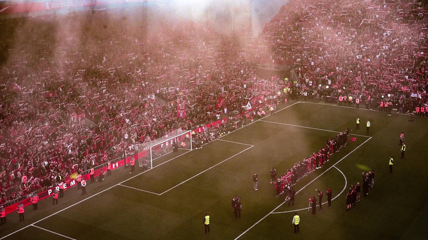 快船盼双杀黄蜂，但半场仅领先2分，哈登、莱恩纳德得分均上双！